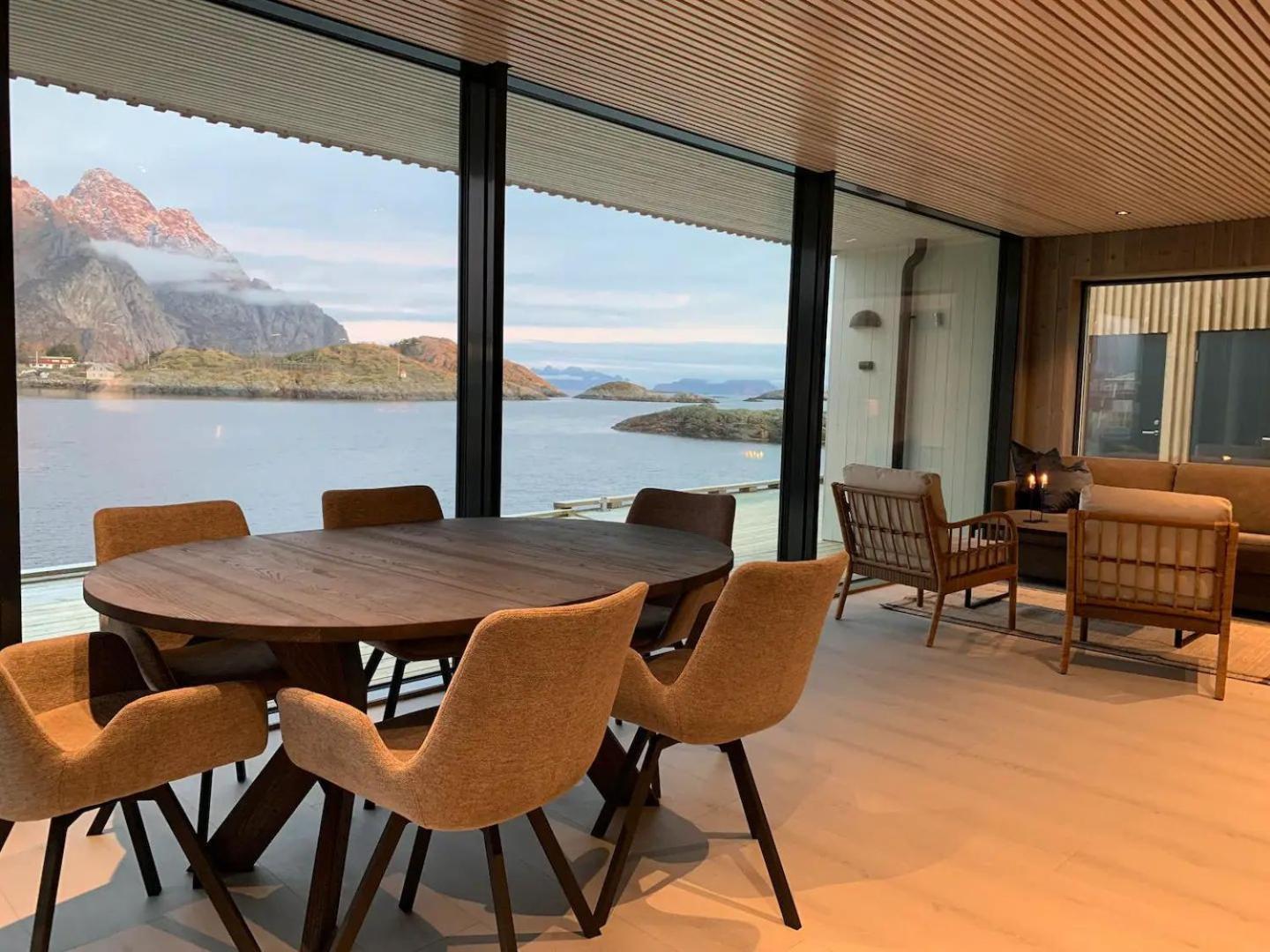 Stor Moderne Leilighet I Henningsvaer, 70 Kvm Zewnętrze zdjęcie